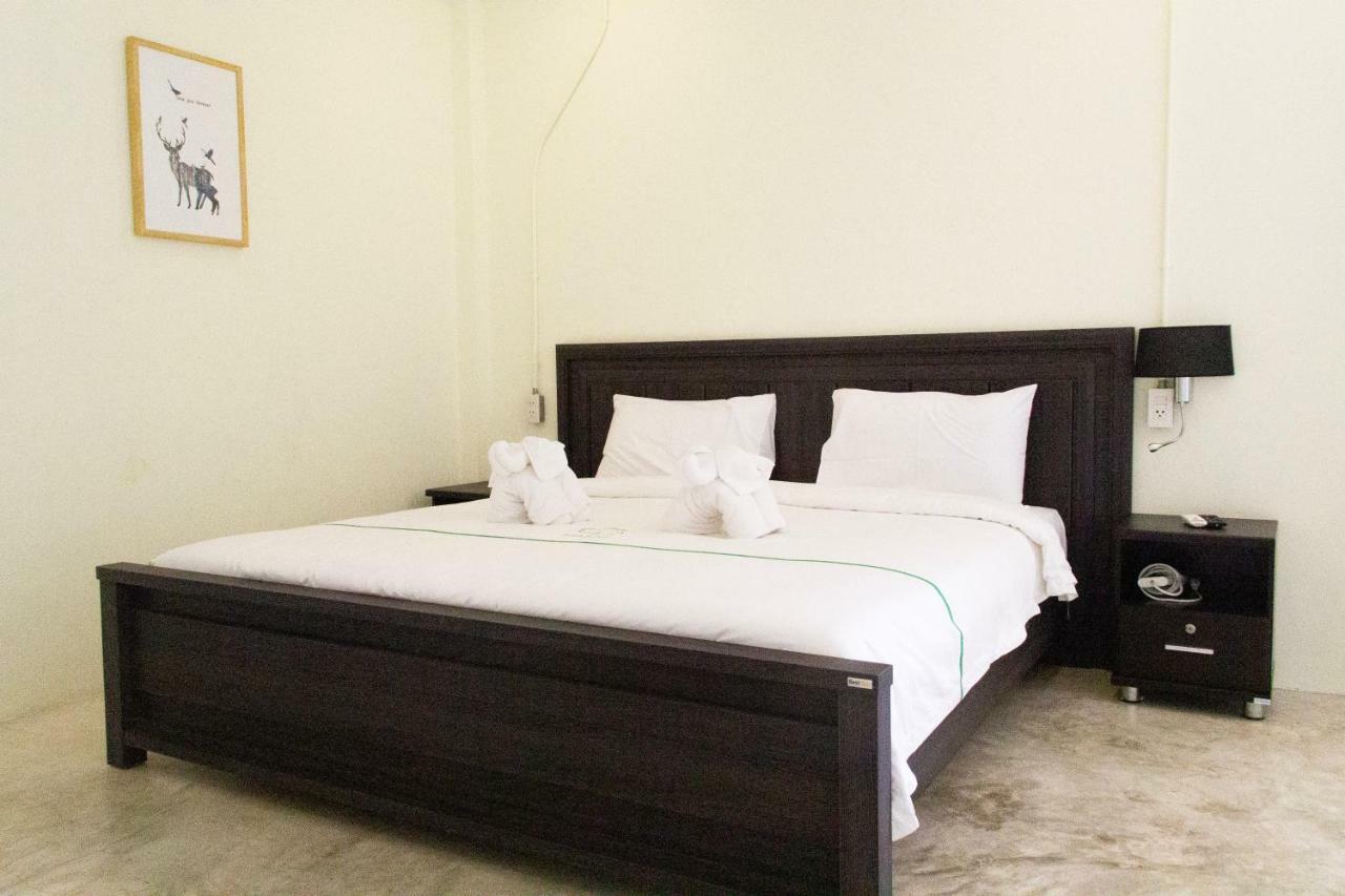 Manyi Boutique House Hotell Chiang Mai Exteriör bild