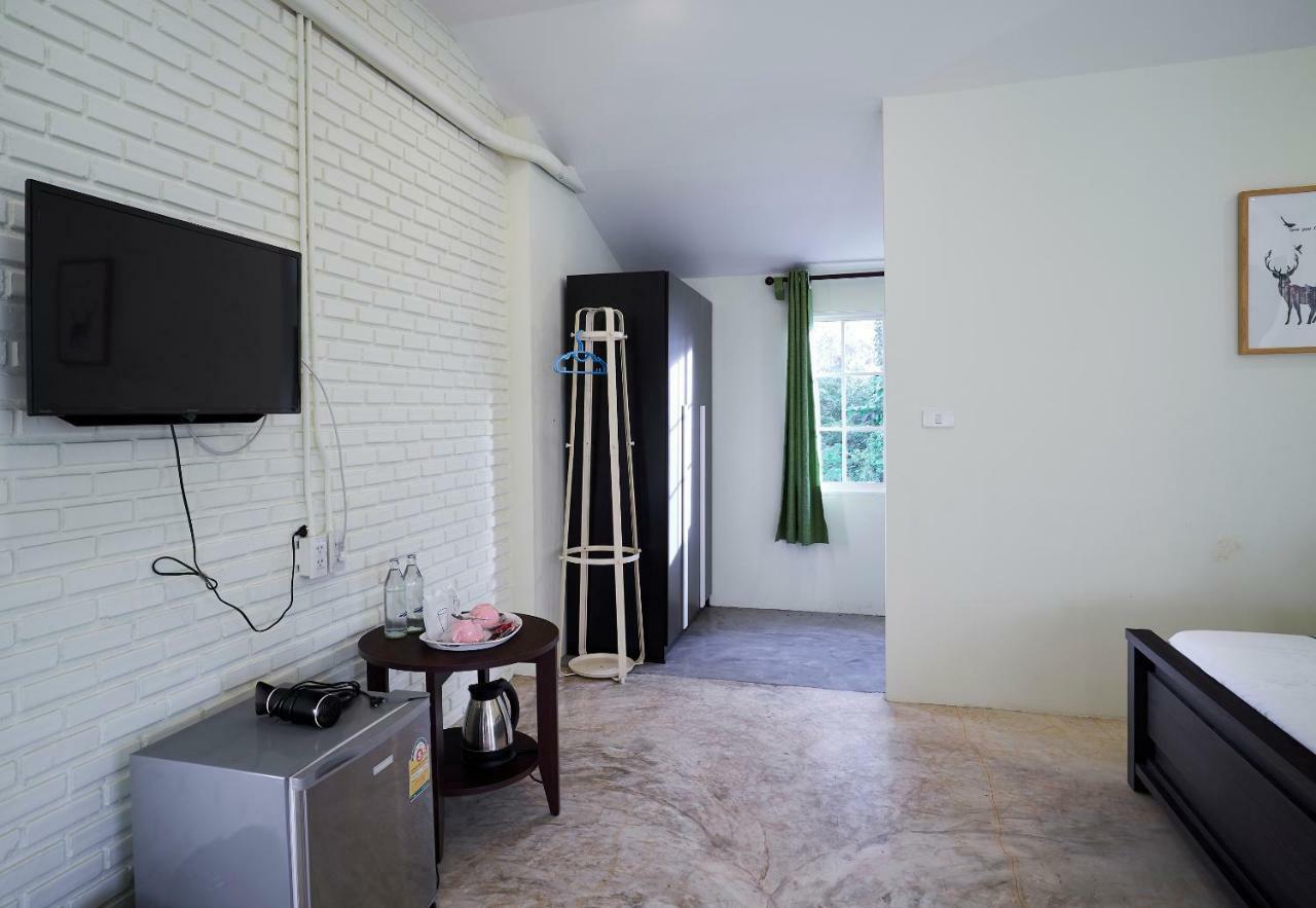 Manyi Boutique House Hotell Chiang Mai Exteriör bild