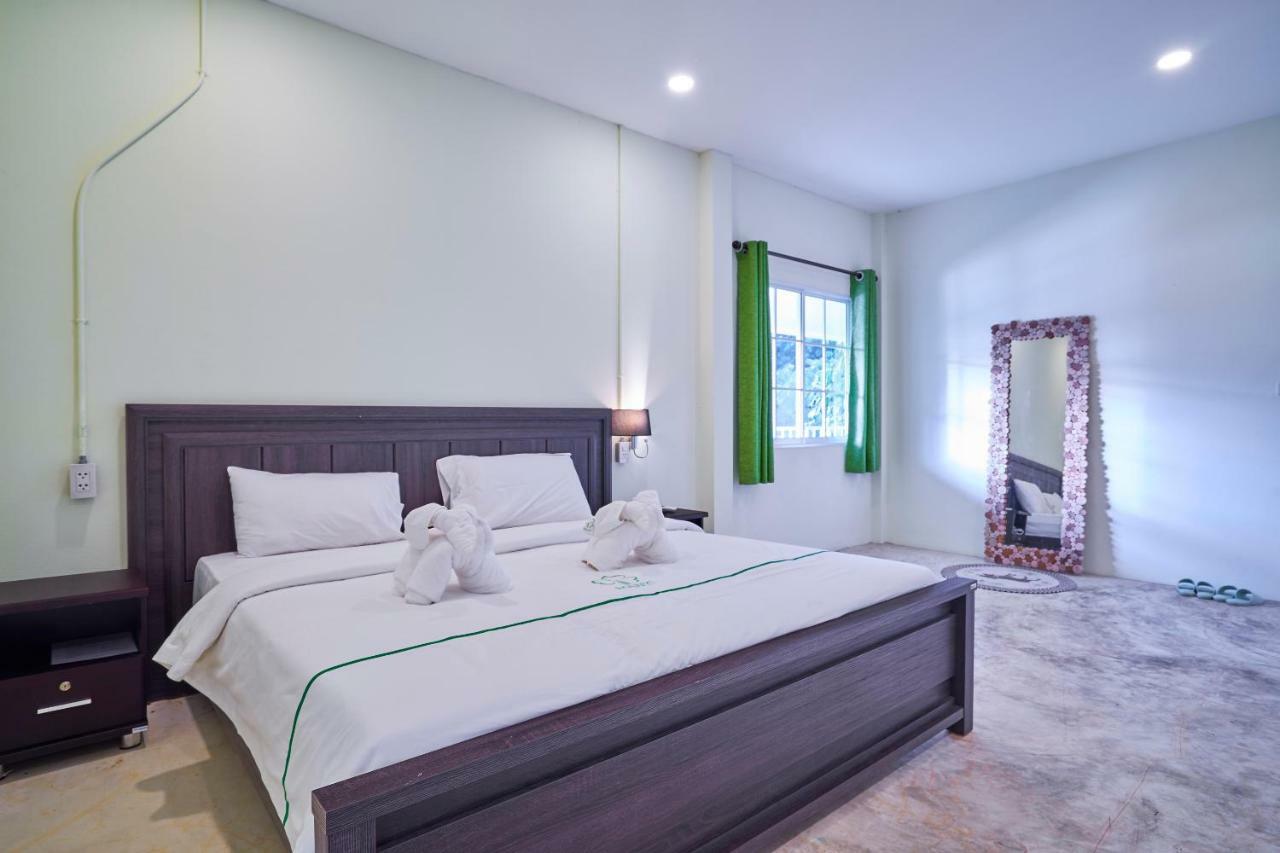 Manyi Boutique House Hotell Chiang Mai Exteriör bild