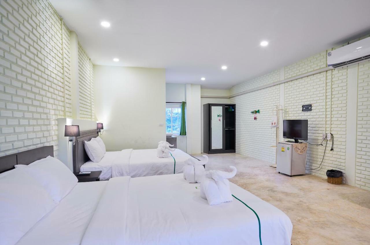 Manyi Boutique House Hotell Chiang Mai Exteriör bild
