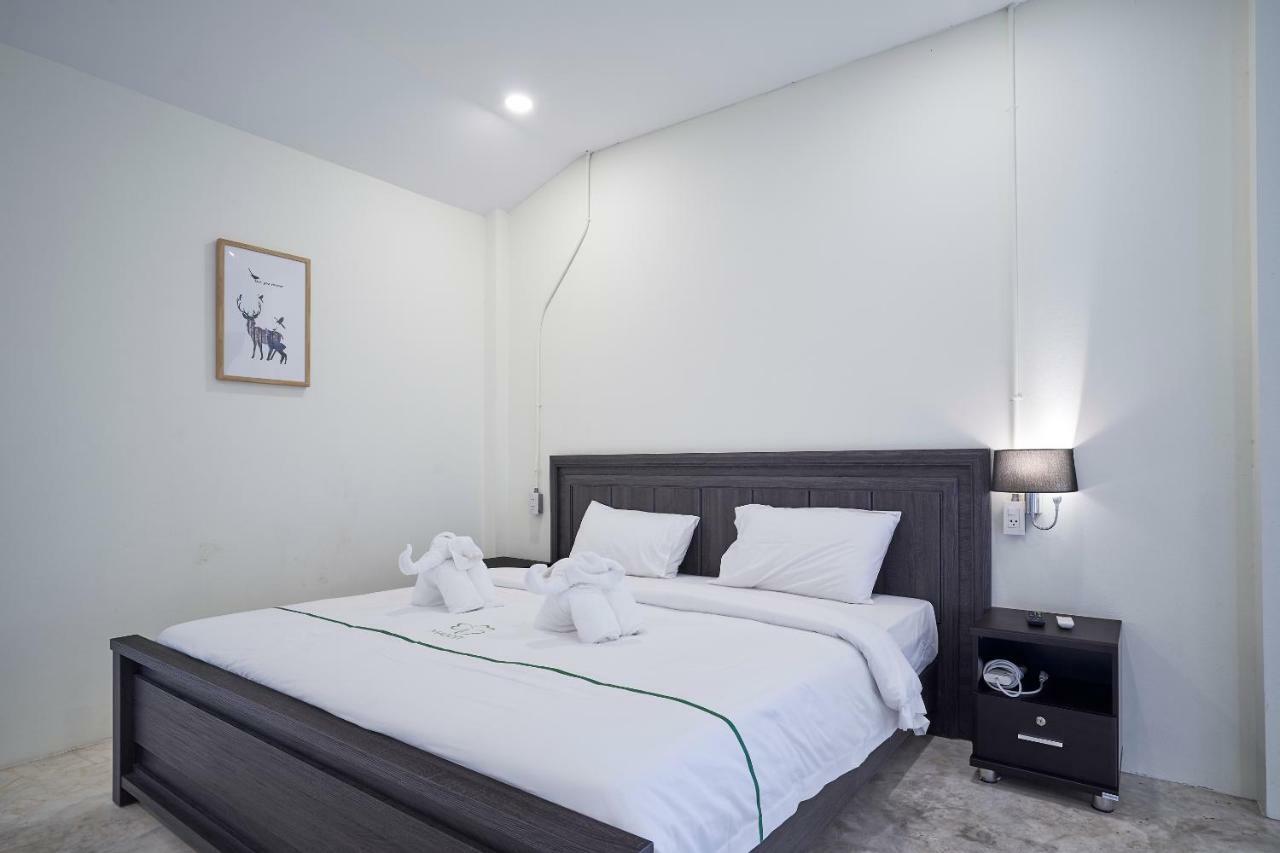 Manyi Boutique House Hotell Chiang Mai Exteriör bild